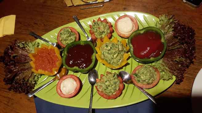 Sapo Rey all you can eat buffet Trachten Kolumbien